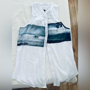 Anthropologie HD in Paris Beach Surf Button Down Sleeveless Shirt Printed